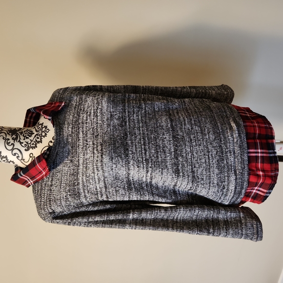 Millruwya top (made in Korea) - Picture 2 of 11
